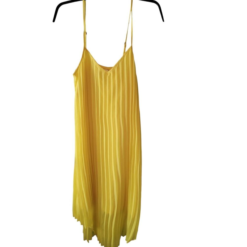 Bar III Dress Sz Small Pleated Yellow Sleeveless Spaghetti Straps Adjustable - Picture 2 of 5